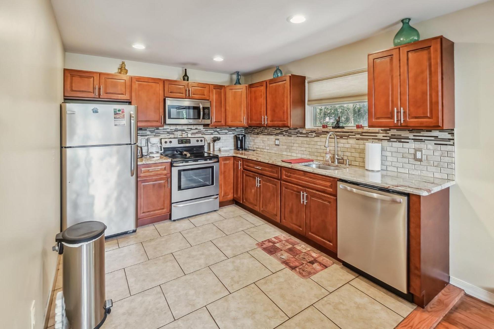 Poconos Newly Renovated, Great Location